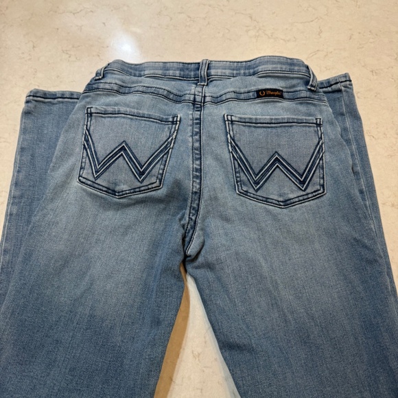 Jeans - Picture 3 of 4